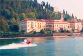Alfa Romeo 4C Races Gibbs Quadski Around Lake Como - Top Gear