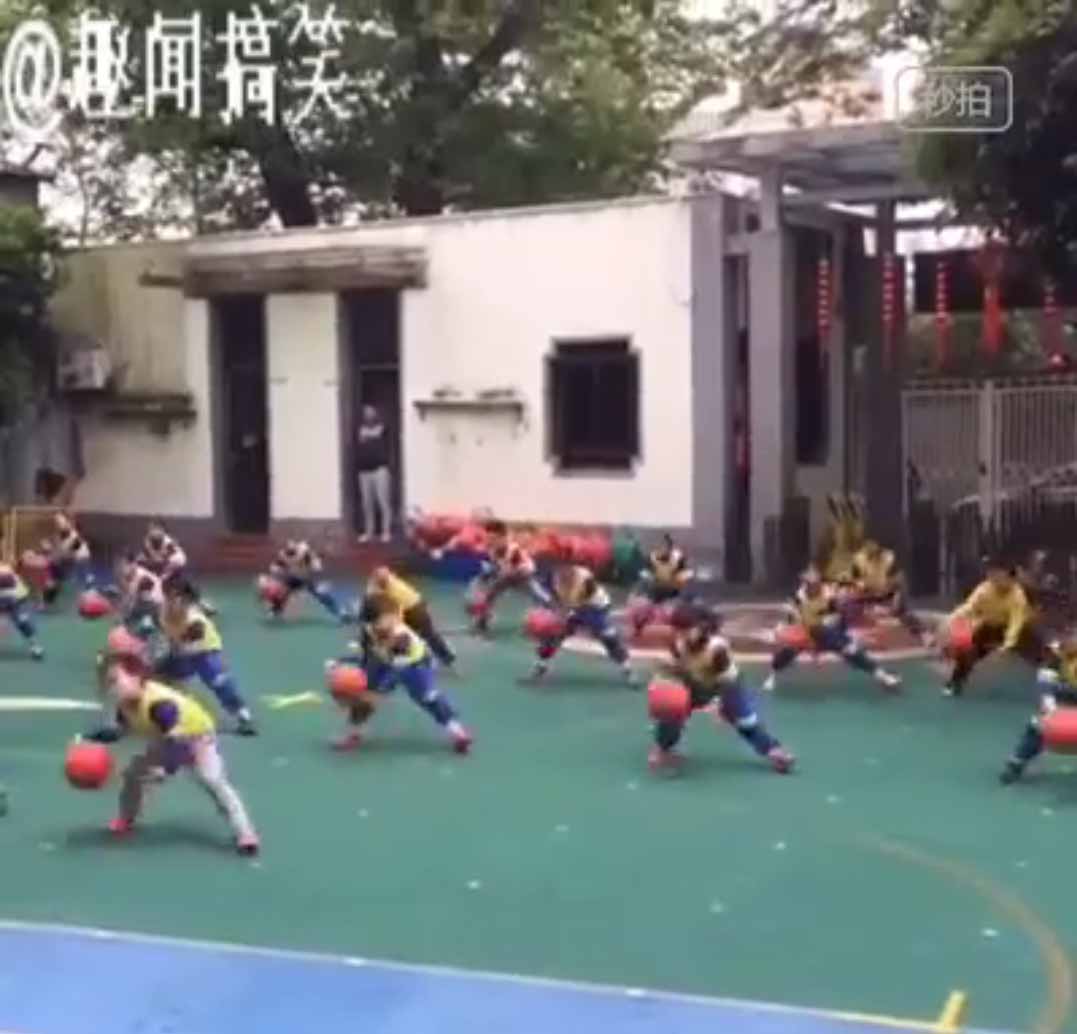 Amazing Chinese Kids Basketball Dance Routine